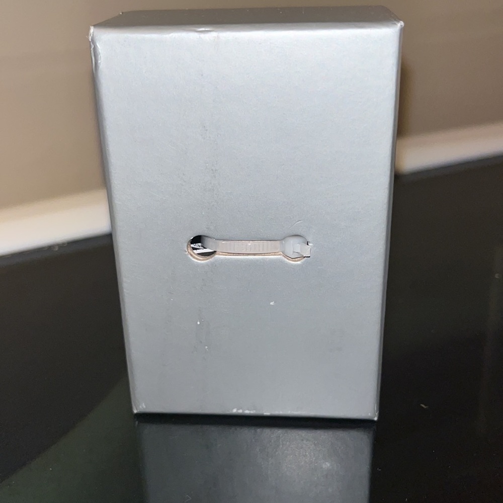 Watch - Picture 2 of 3